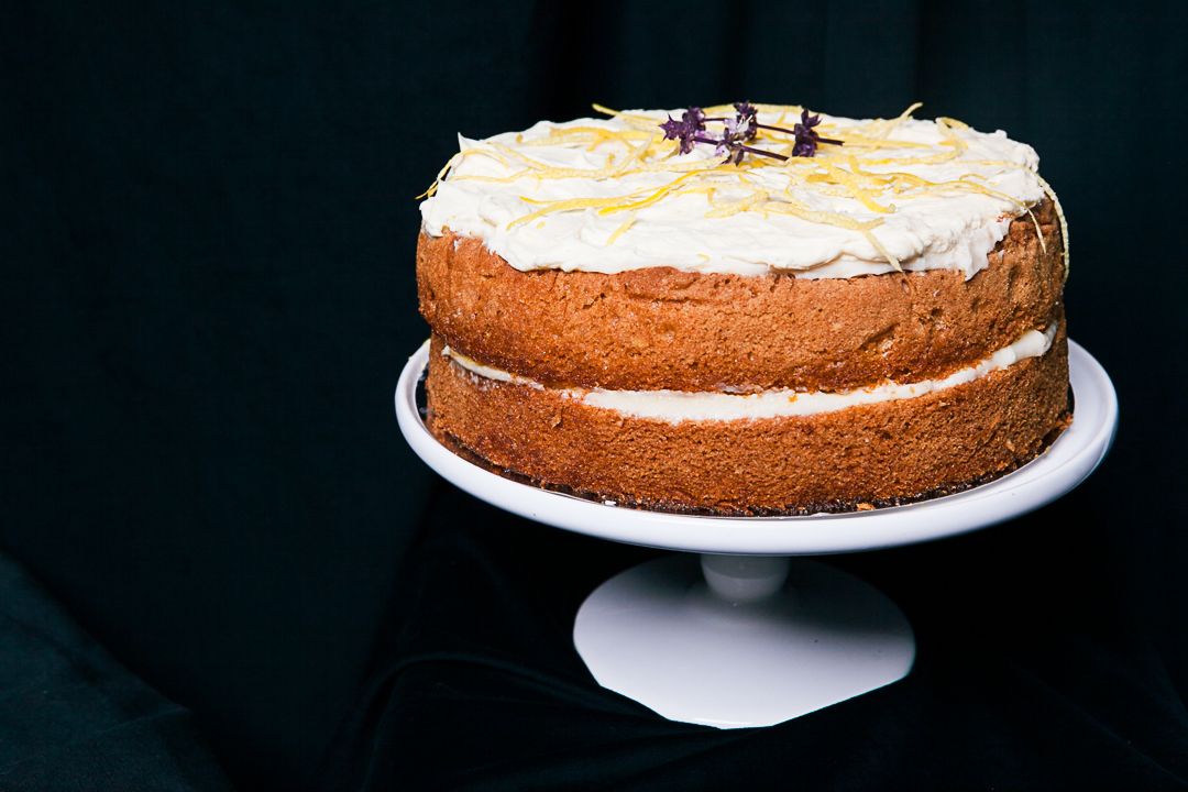 Lemon & Coconut Cake Box Lemon & Coconut Cake Box